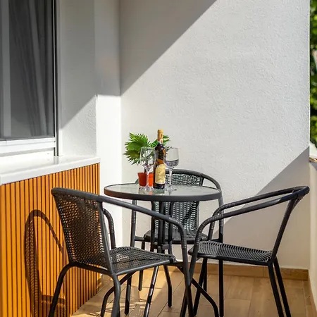 Apartment Abraapartman3 *