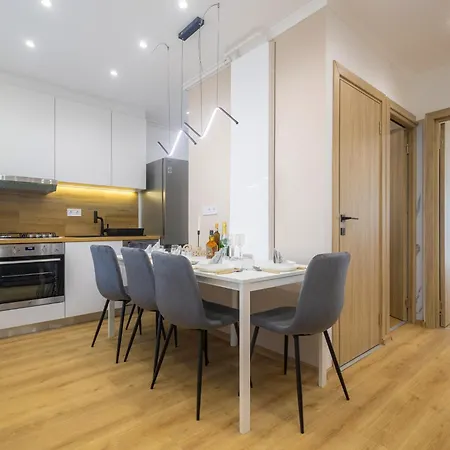 Apartment Abraapartman3 *